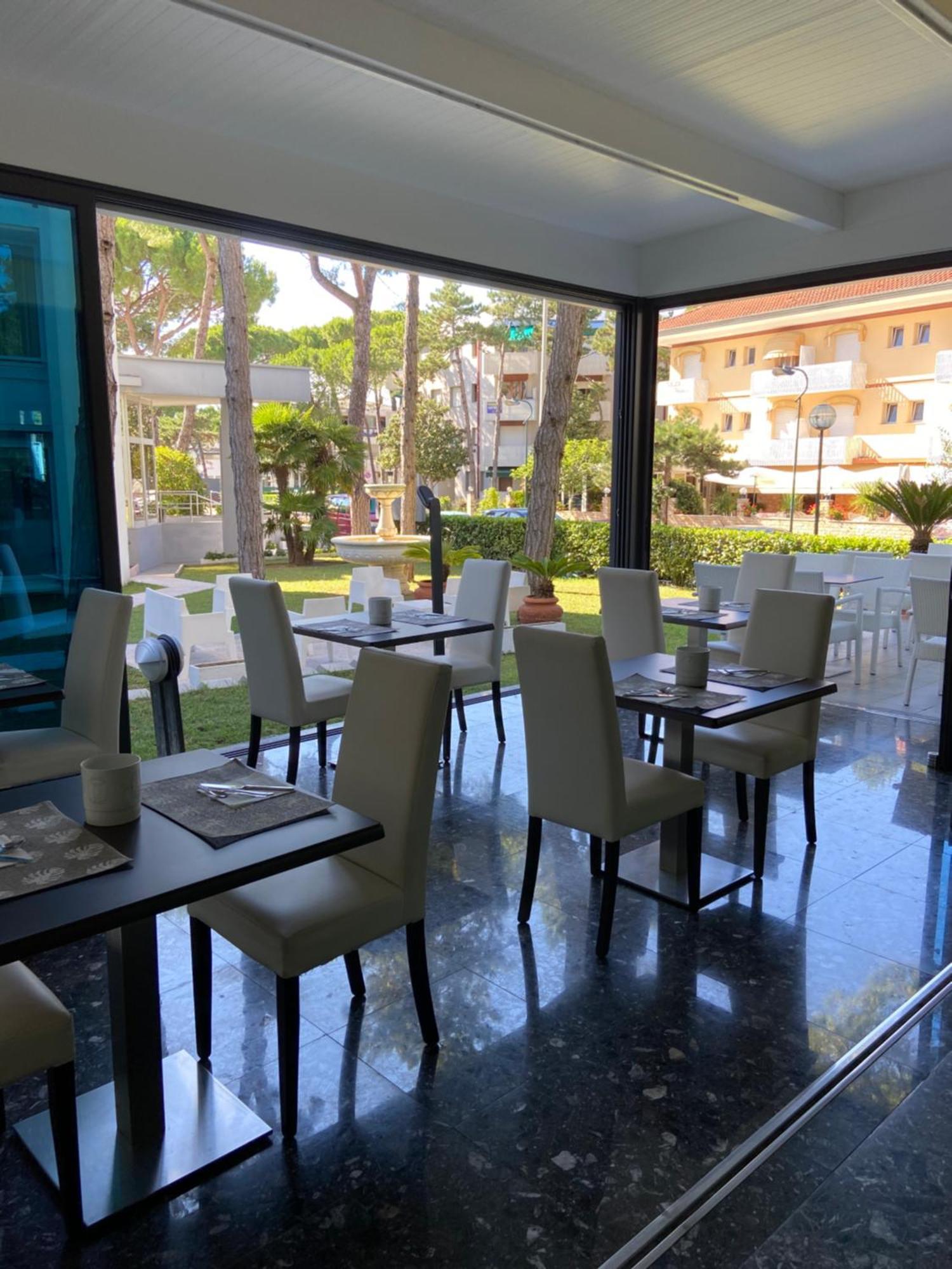 Hotel Bellevue Lignano Sabbiadoro Ngoại thất bức ảnh
