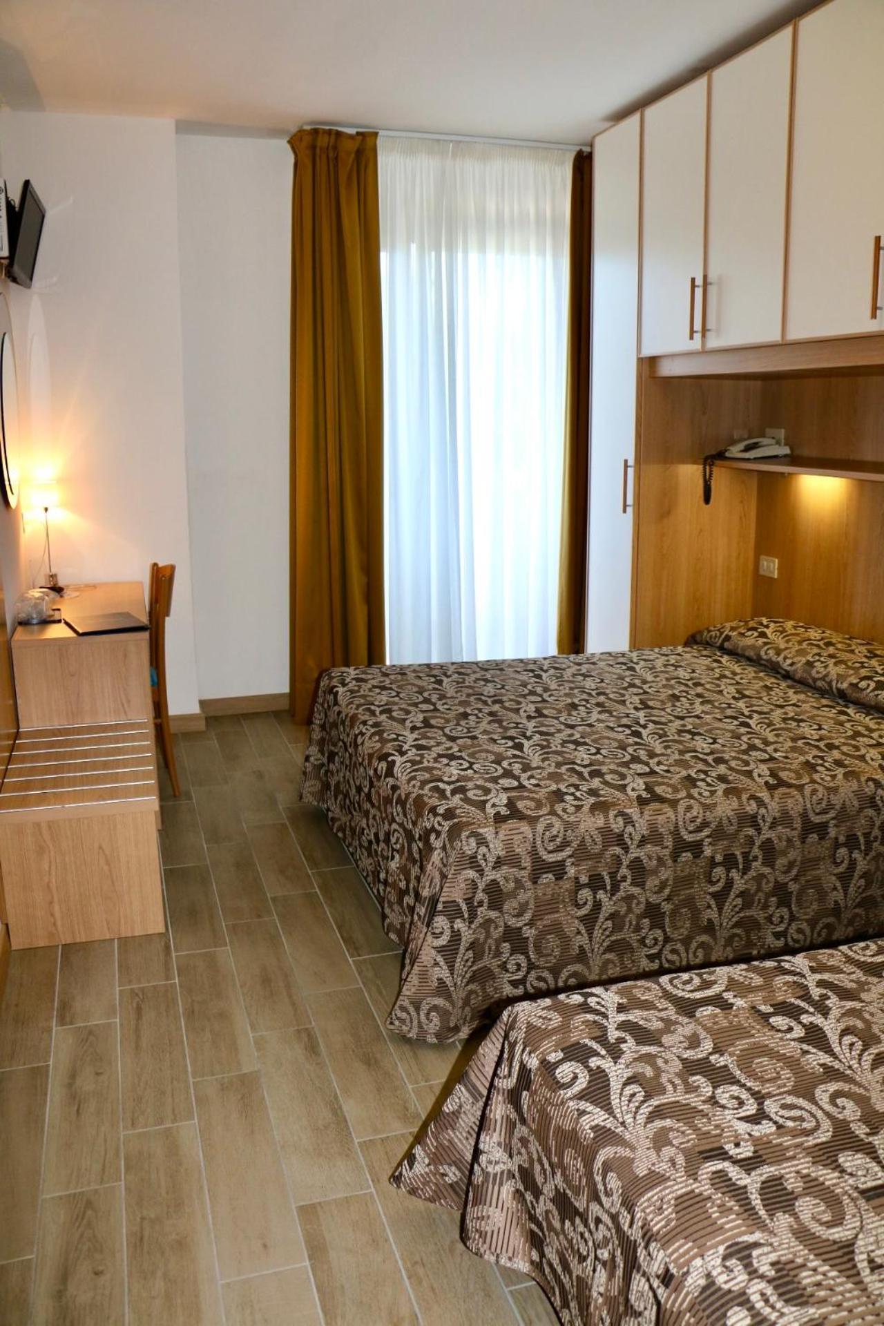 Hotel Bellevue Lignano Sabbiadoro Ngoại thất bức ảnh