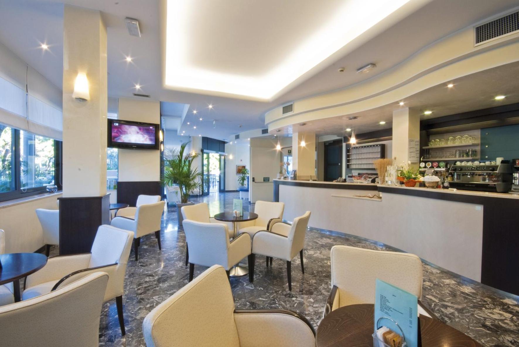 Hotel Bellevue Lignano Sabbiadoro Ngoại thất bức ảnh