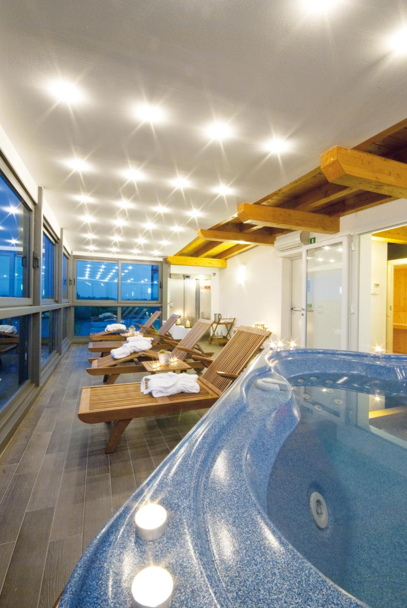 Hotel Bellevue Lignano Sabbiadoro Ngoại thất bức ảnh