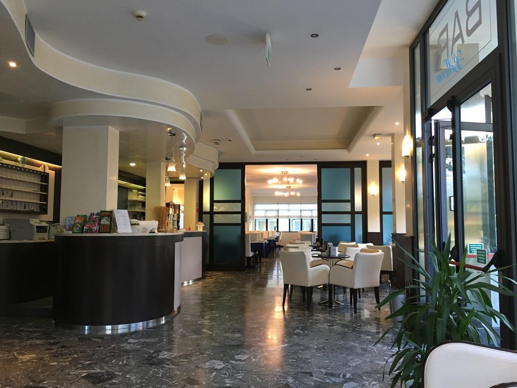 Hotel Bellevue Lignano Sabbiadoro Ngoại thất bức ảnh