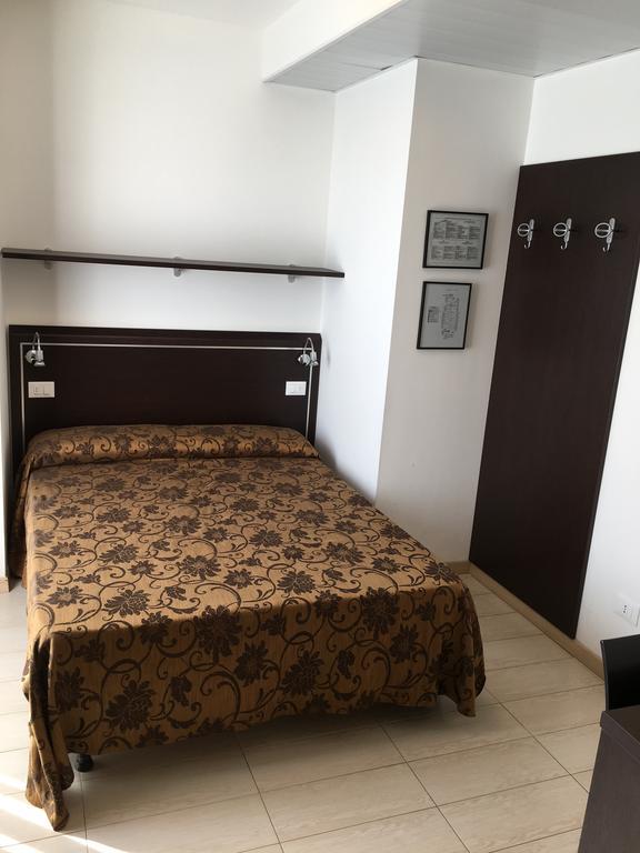 Hotel Bellevue Lignano Sabbiadoro Ngoại thất bức ảnh