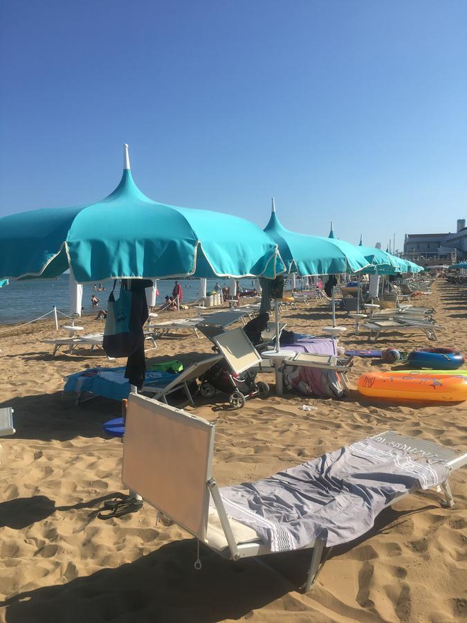 Hotel Bellevue Lignano Sabbiadoro Ngoại thất bức ảnh