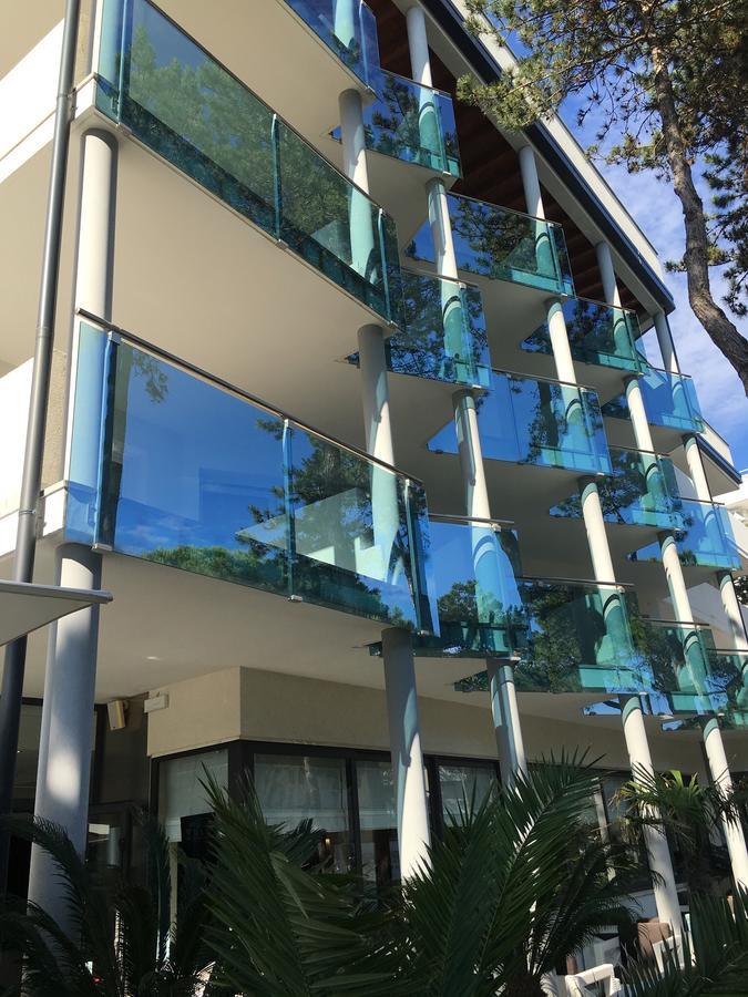 Hotel Bellevue Lignano Sabbiadoro Ngoại thất bức ảnh