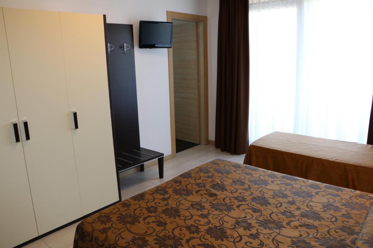 Hotel Bellevue Lignano Sabbiadoro Ngoại thất bức ảnh